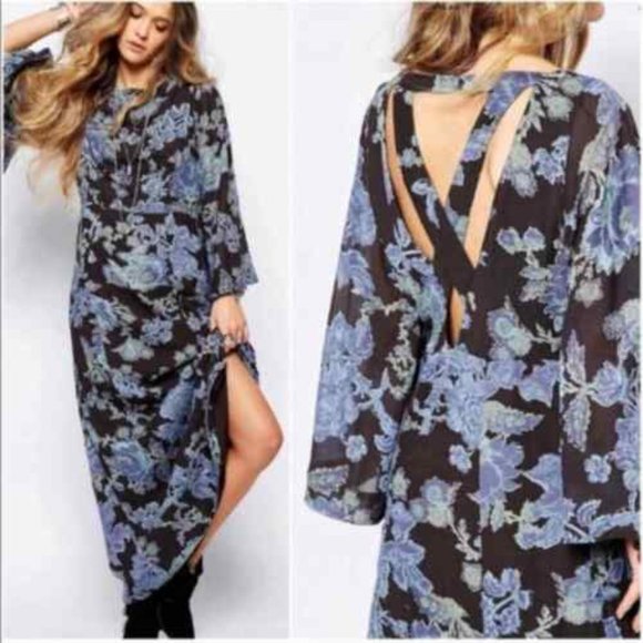 Free People Dresses & Skirts - Free People Melrose Floral maxi  bell sleeve dress